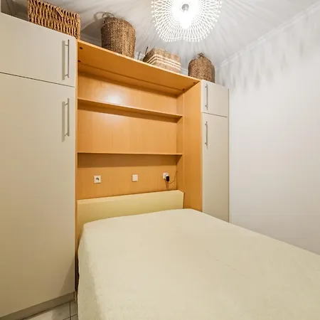 Appealing With Sea-view 아파트
